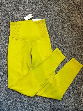 aerie High-Waist Leggings in Bright Lime Green